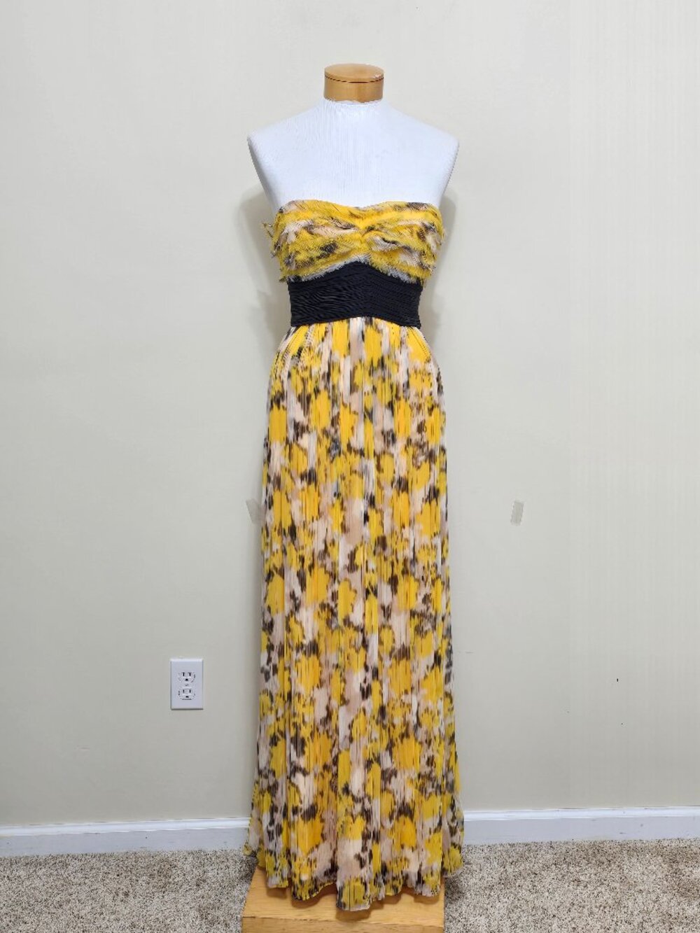 BCBG MaxAzria 100% Silk Strapless Maxi Dress Sz 4 Flowy Fairy Empire Waist Y2K - Picture 2 of 12